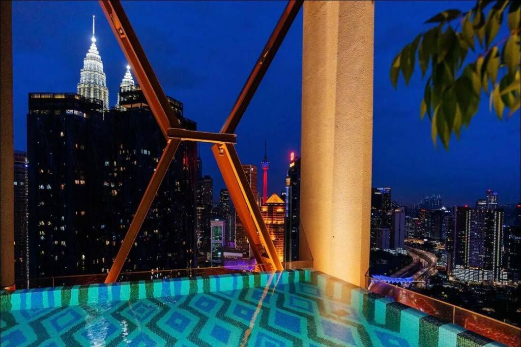 Scarletz Premium Klcc Iconic Twin Tower #38 Pangsapuri Kuala Lumpur